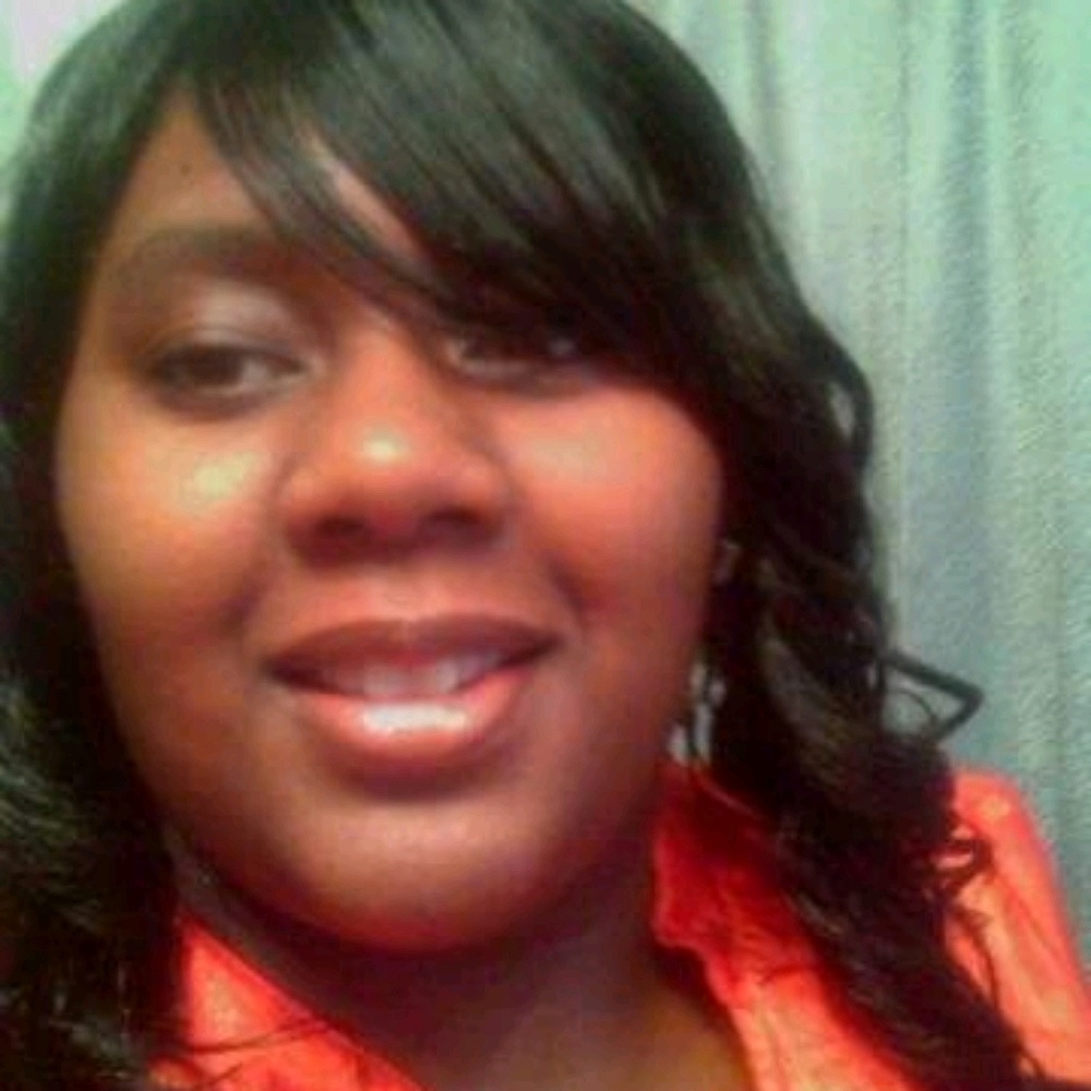 Meet your Posher, Latoya